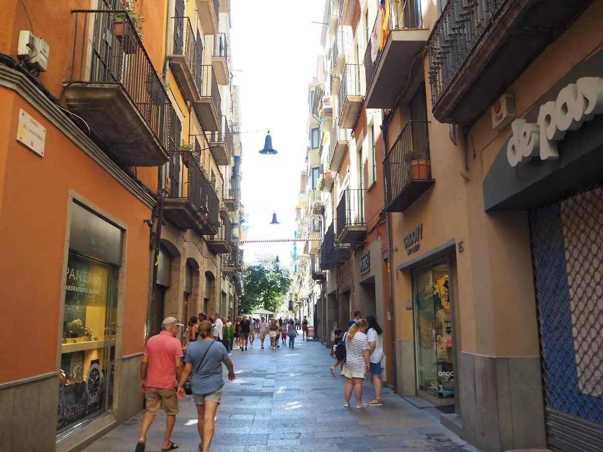 Apartament Modern A Girona Centre, Parking Gratis Daire